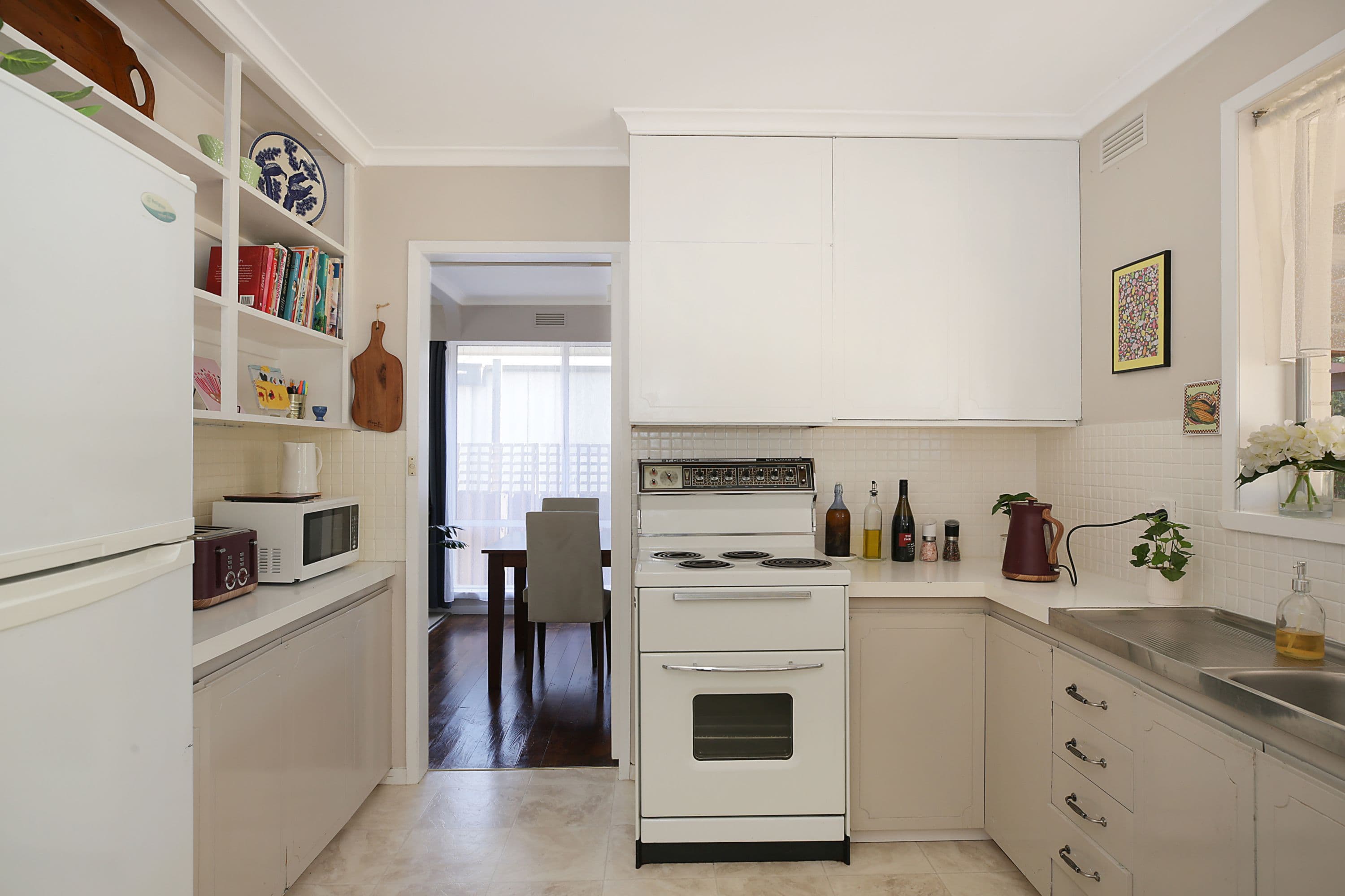 16 Alexander Street, Colac VIC 3250, Colac - Thumbnail 2