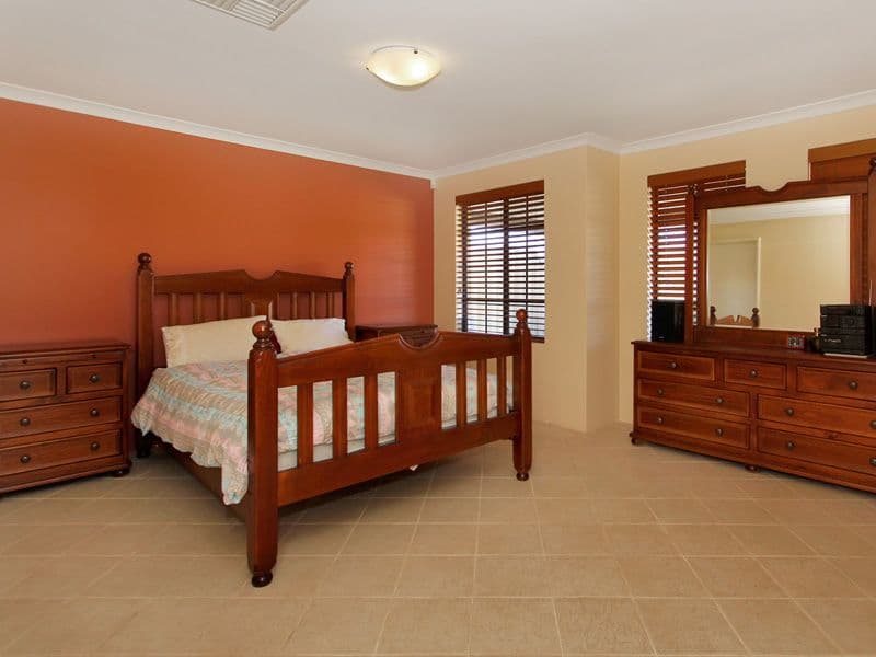 7 Nambung Crescent, BIBRA LAKE WA 6163, Bibra Lake - Thumbnail 7