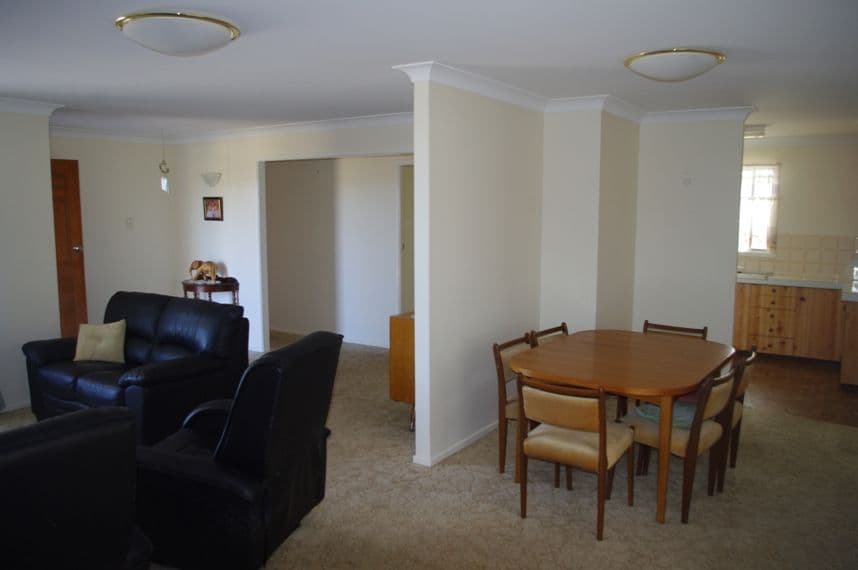 43 Gordon Street, INVERELL NSW 2360, Inverell - Thumbnail 2