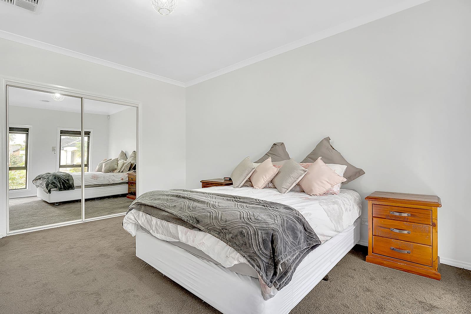 16 Chelsworth Loop, Craigieburn VIC 3064, Craigieburn - Thumbnail 6