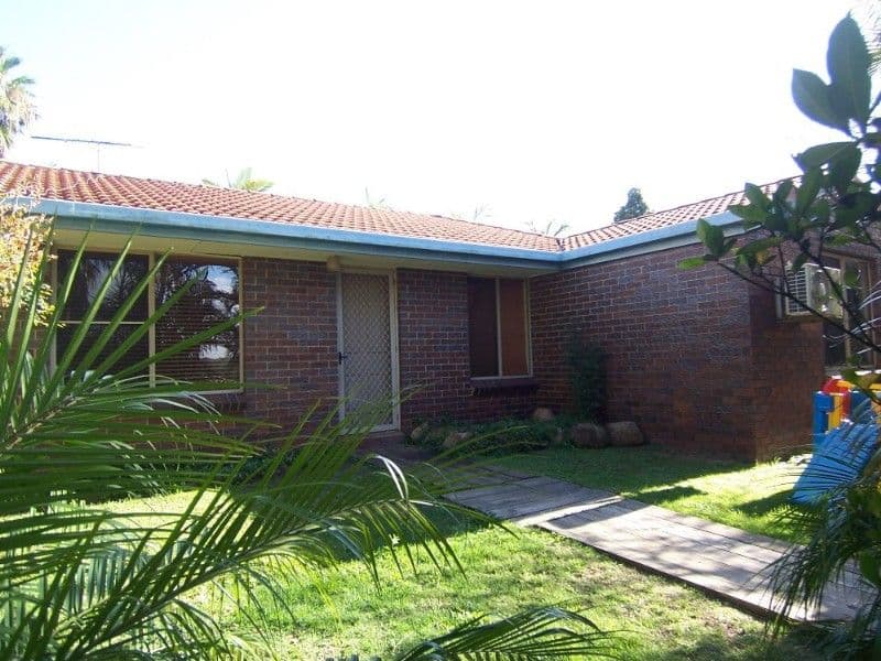 42 Mindona Street, WISHART QLD 4122, Wishart - Thumbnail 2