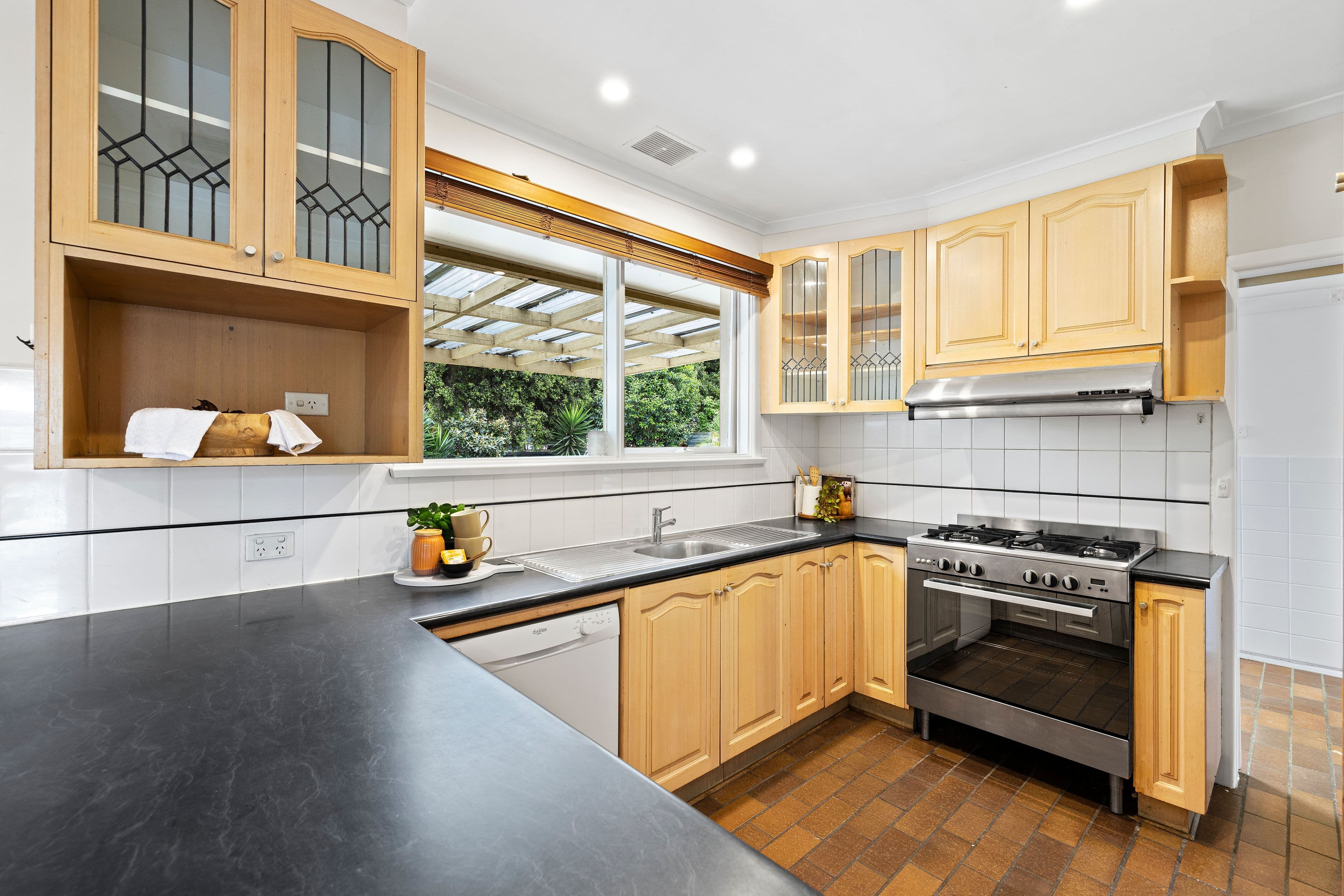 1 Bent Court, Wantirna South VIC 3152, Wantirna South - Thumbnail 4