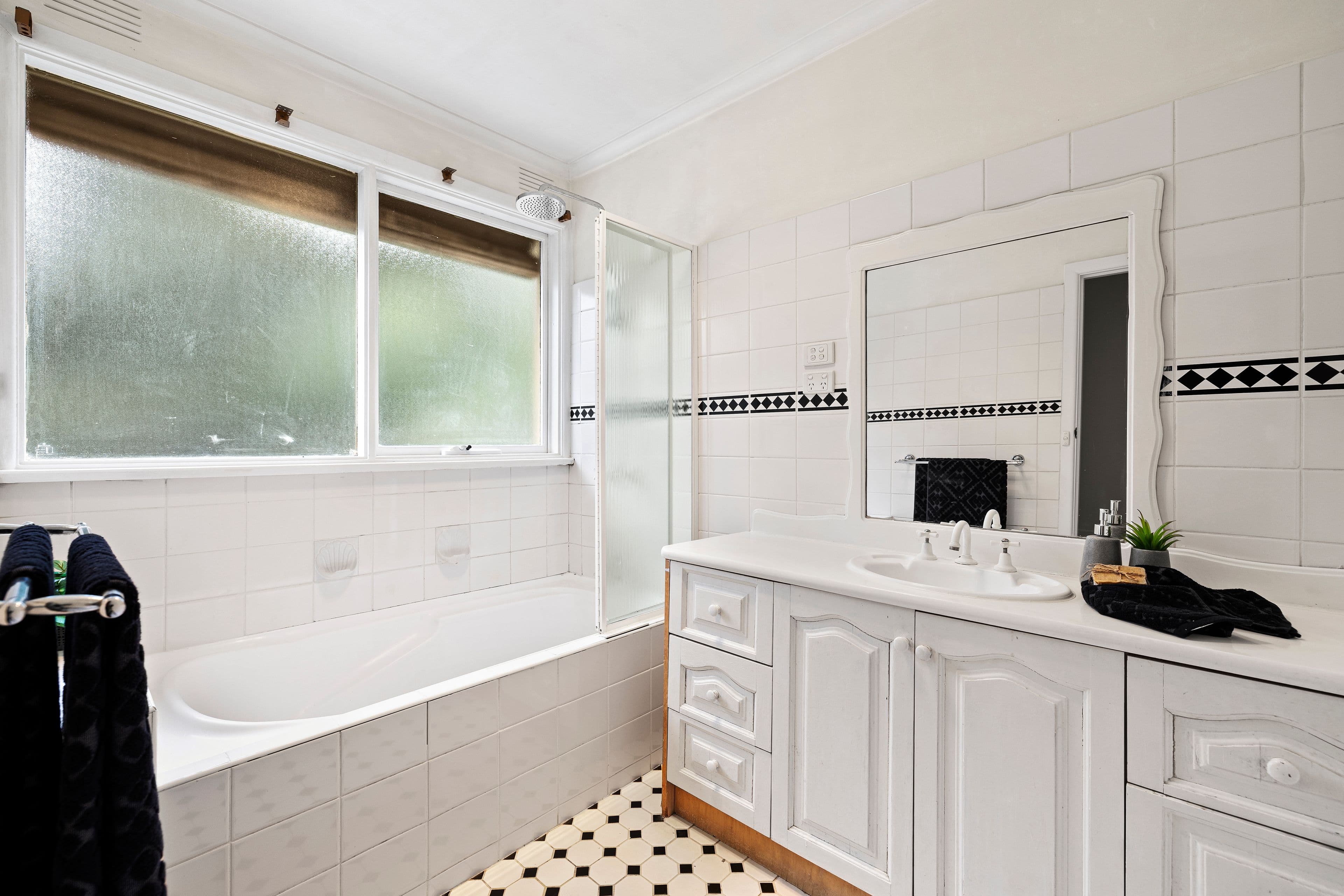 1 Bent Court, Wantirna South VIC 3152, Wantirna South - Thumbnail 8