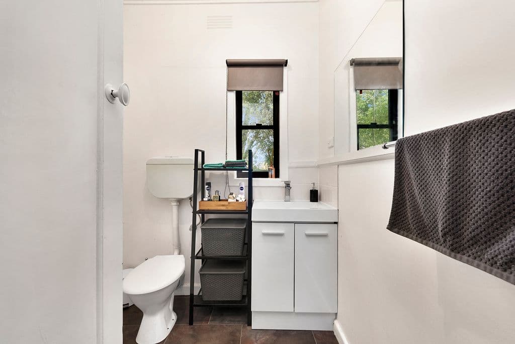 4 Simpson Street, Terang VIC 3264, Terang - Thumbnail 7