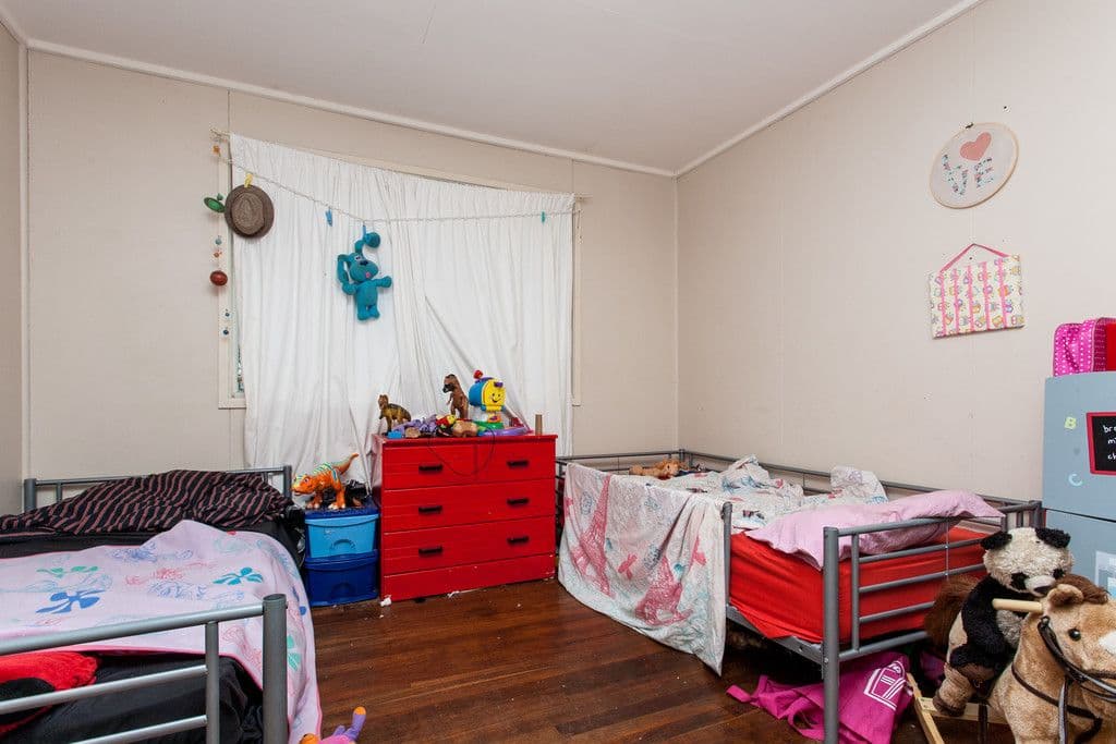 25 Audrey Street, Goodna QLD 4300, Goodna - Thumbnail 5