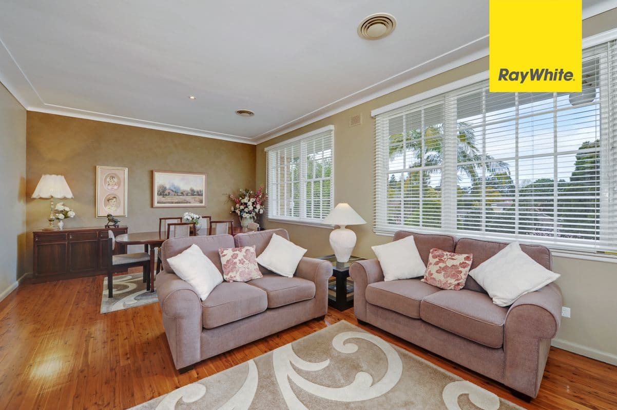 72 Lochinvar Parade, Carlingford - Thumbnail 3
