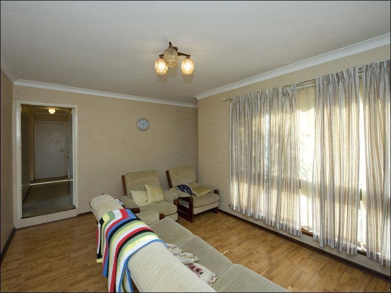 7 Ivers Court, LANGFORD WA 6147, Langford - Thumbnail 4
