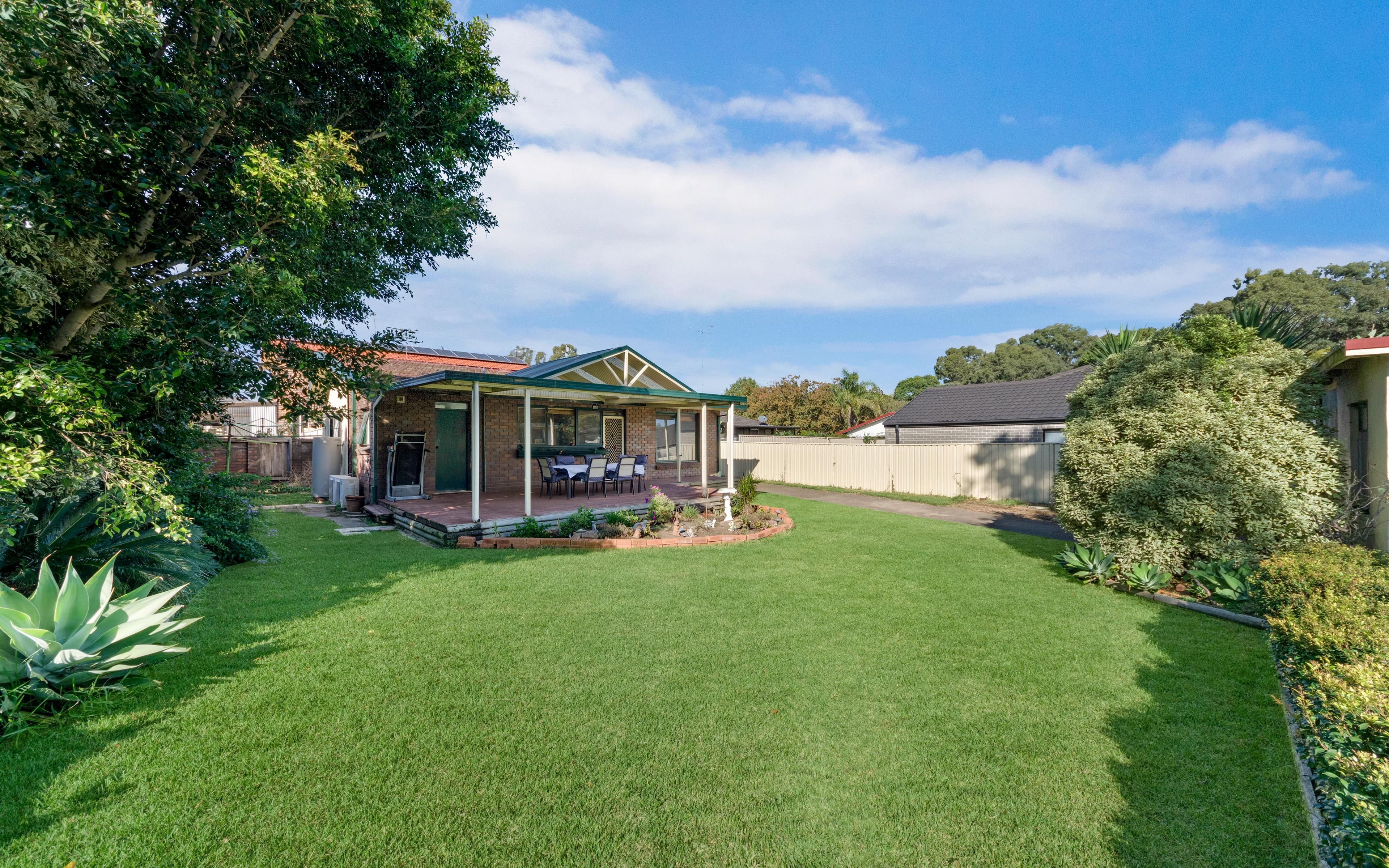 2/115 Minto Road, Minto NSW 2566, Minto - Image 1