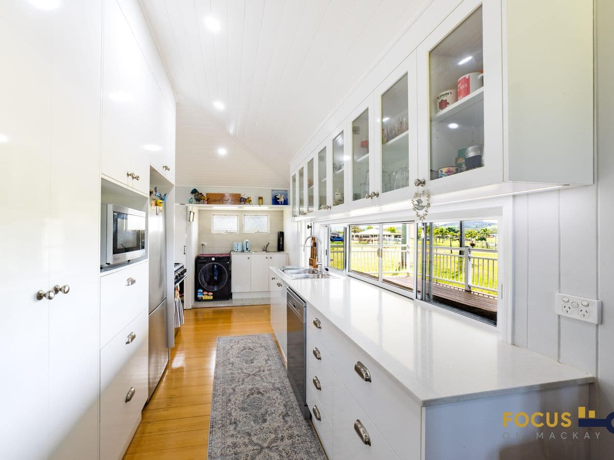 74 Finato Road, Sarina Beach, Sarina Beach - Thumbnail 4