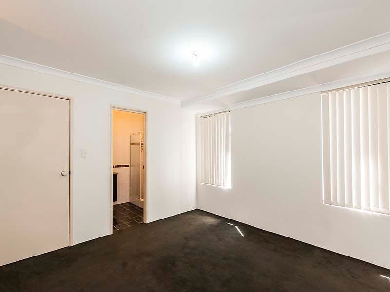 21 Larrawa Circle, Ellenbrook WA 6069, Ellenbrook - Thumbnail 5