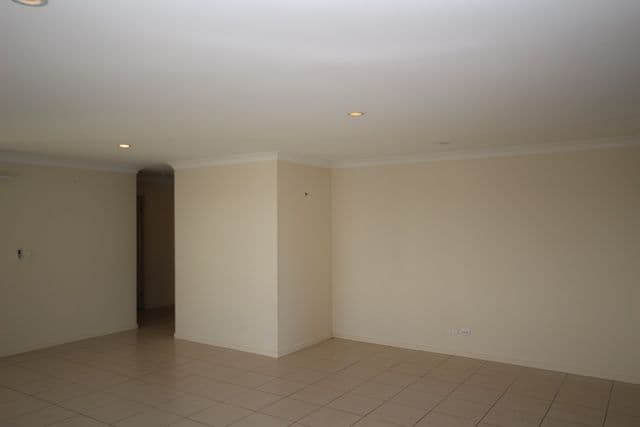58 Lapwing Circuit, Beerwah QLD 4519, Beerwah - Thumbnail 7