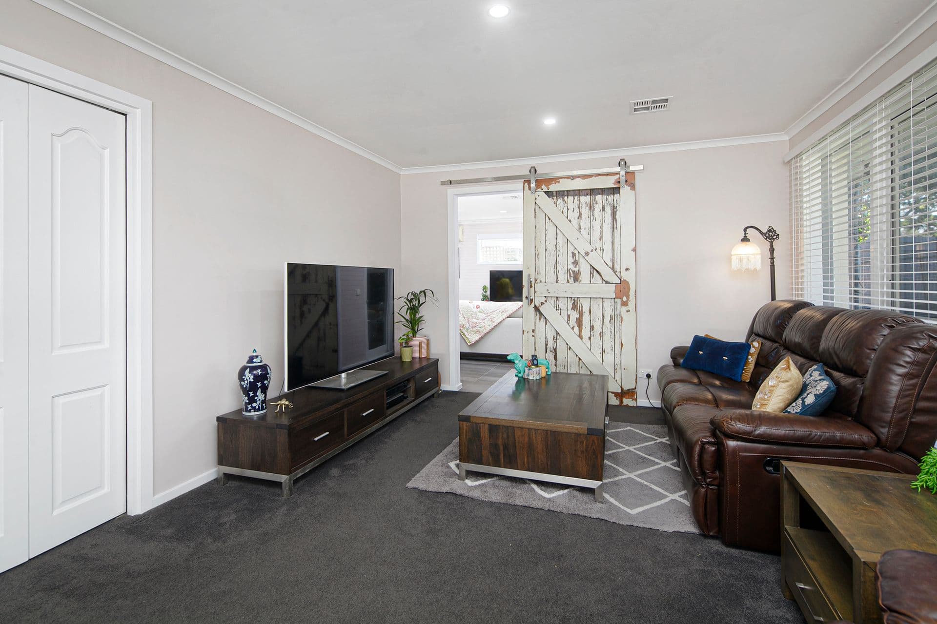 16 Frank Street, Frankston VIC 3199, Frankston - Thumbnail 3