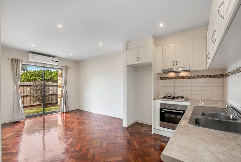 43 Chaleyer Street, Reservoir VIC 3073, Reservoir - Thumbnail 2