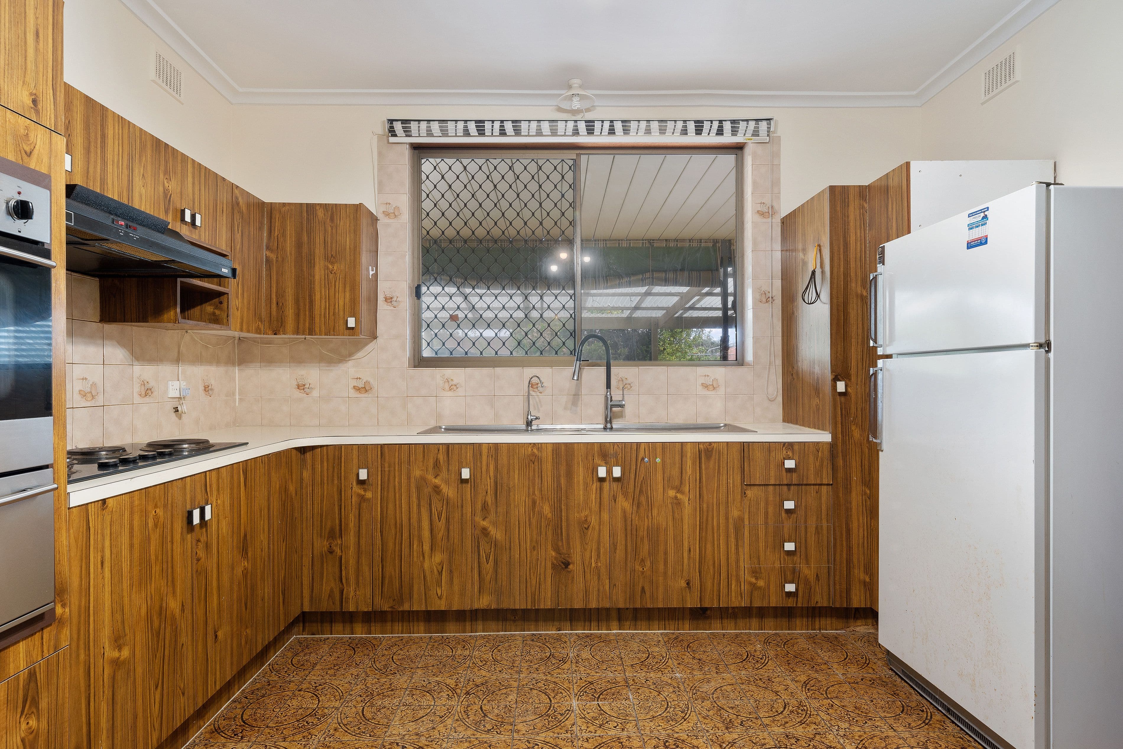65 Blyth Street, Clearview SA 5085, Clearview - Thumbnail 4