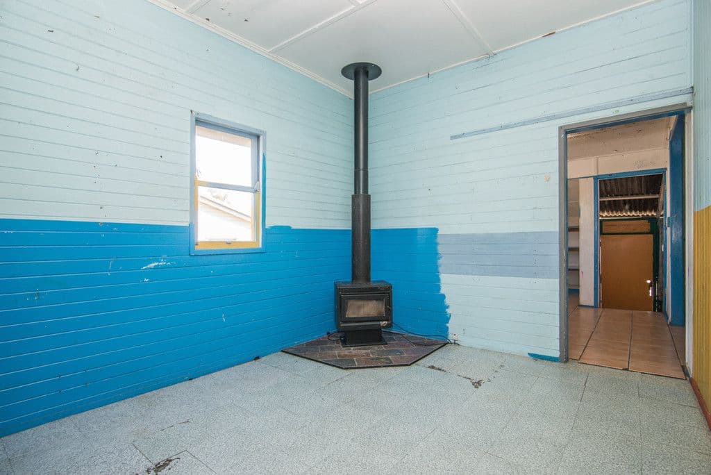 25 Alice Street, Walkervale QLD 4670, Walkervale - Thumbnail 2