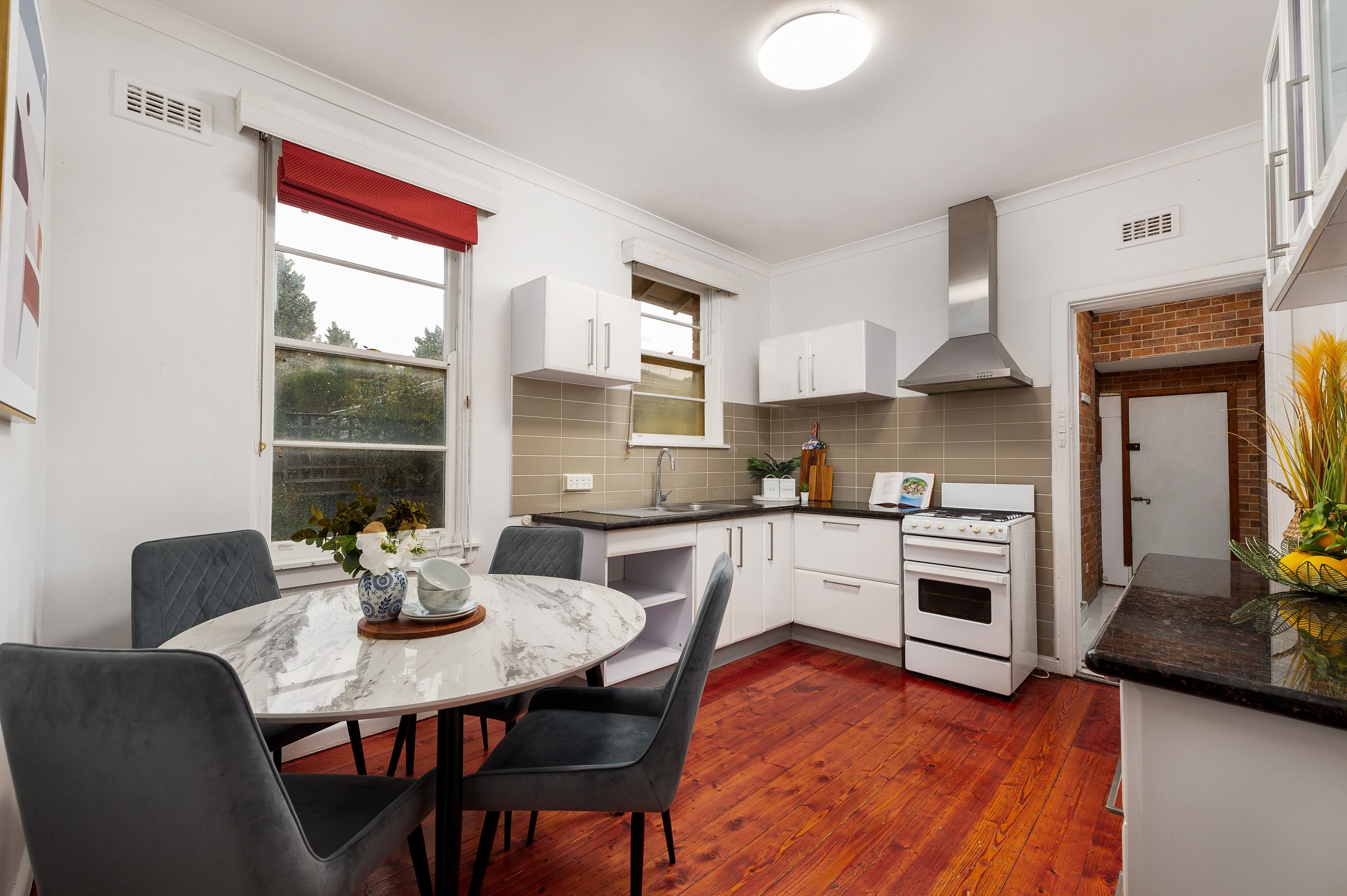 29 Lane Crescent, Reservoir VIC 3073, Reservoir - Thumbnail 7