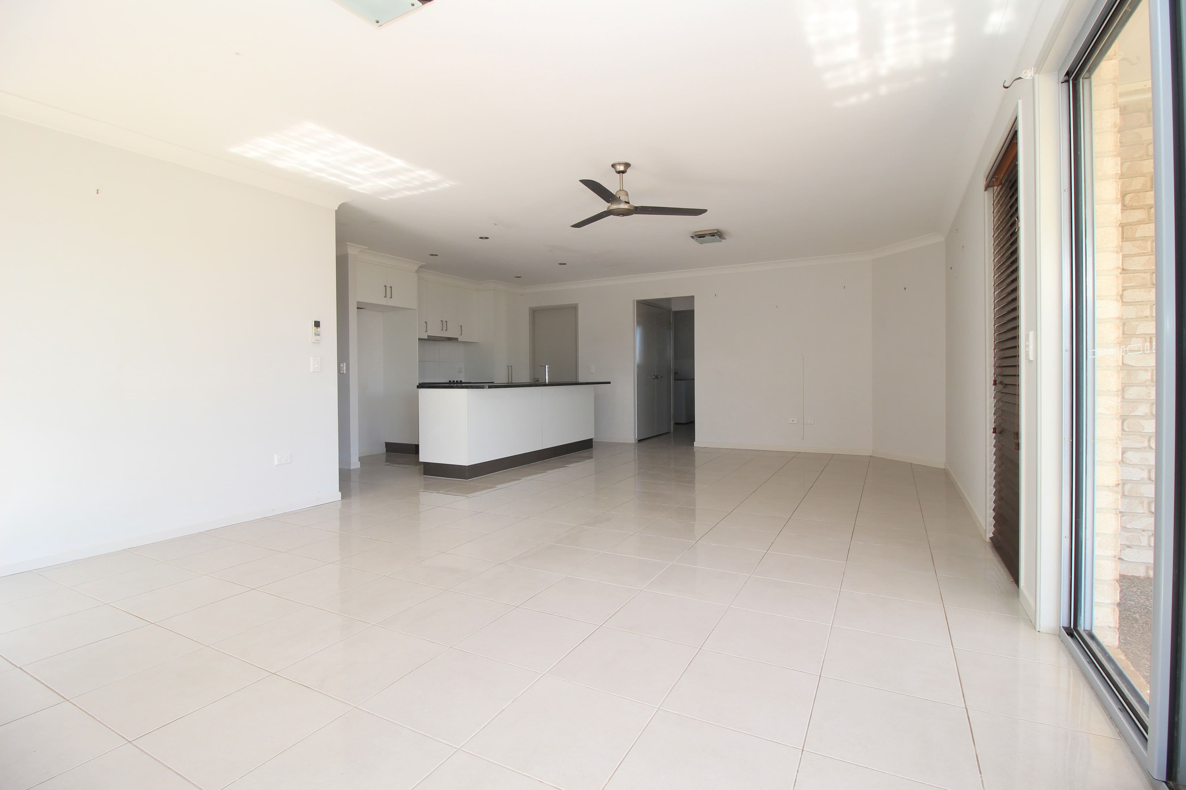 19 Lauren Drive, Emerald QLD 4720, Emerald - Thumbnail 6