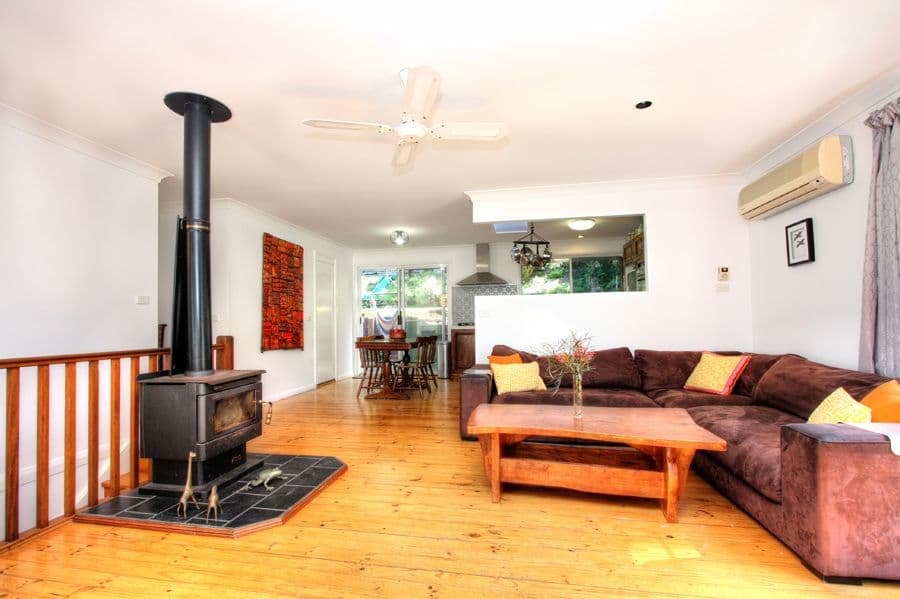 9 Palmtree Grove, UMINA BEACH NSW 2257, Umina Beach - Thumbnail 4