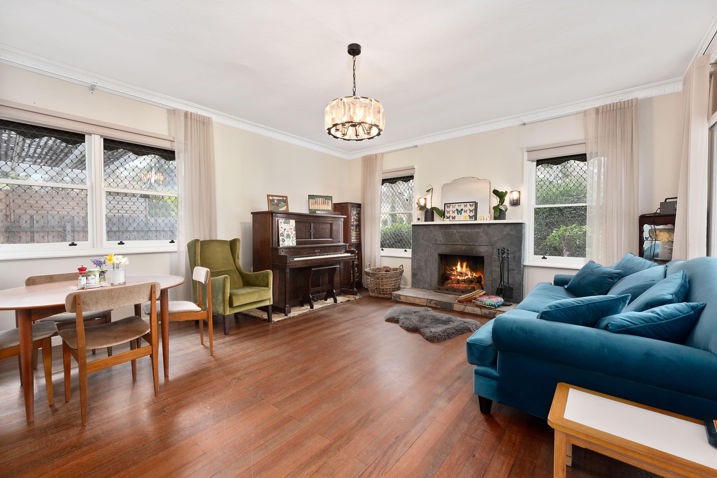 13 Dixon Avenue, Croydon VIC 3136, Croydon - Thumbnail 2