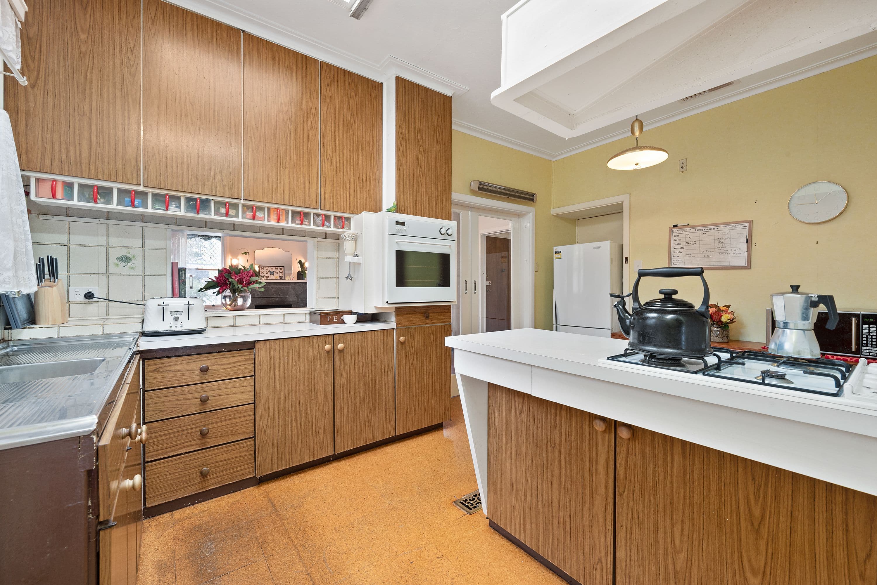 13 Dixon Avenue, Croydon VIC 3136, Croydon - Thumbnail 3