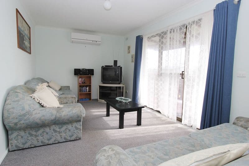 11 Lawrence Avenue, COWES VIC 3922, Cowes - Thumbnail 5