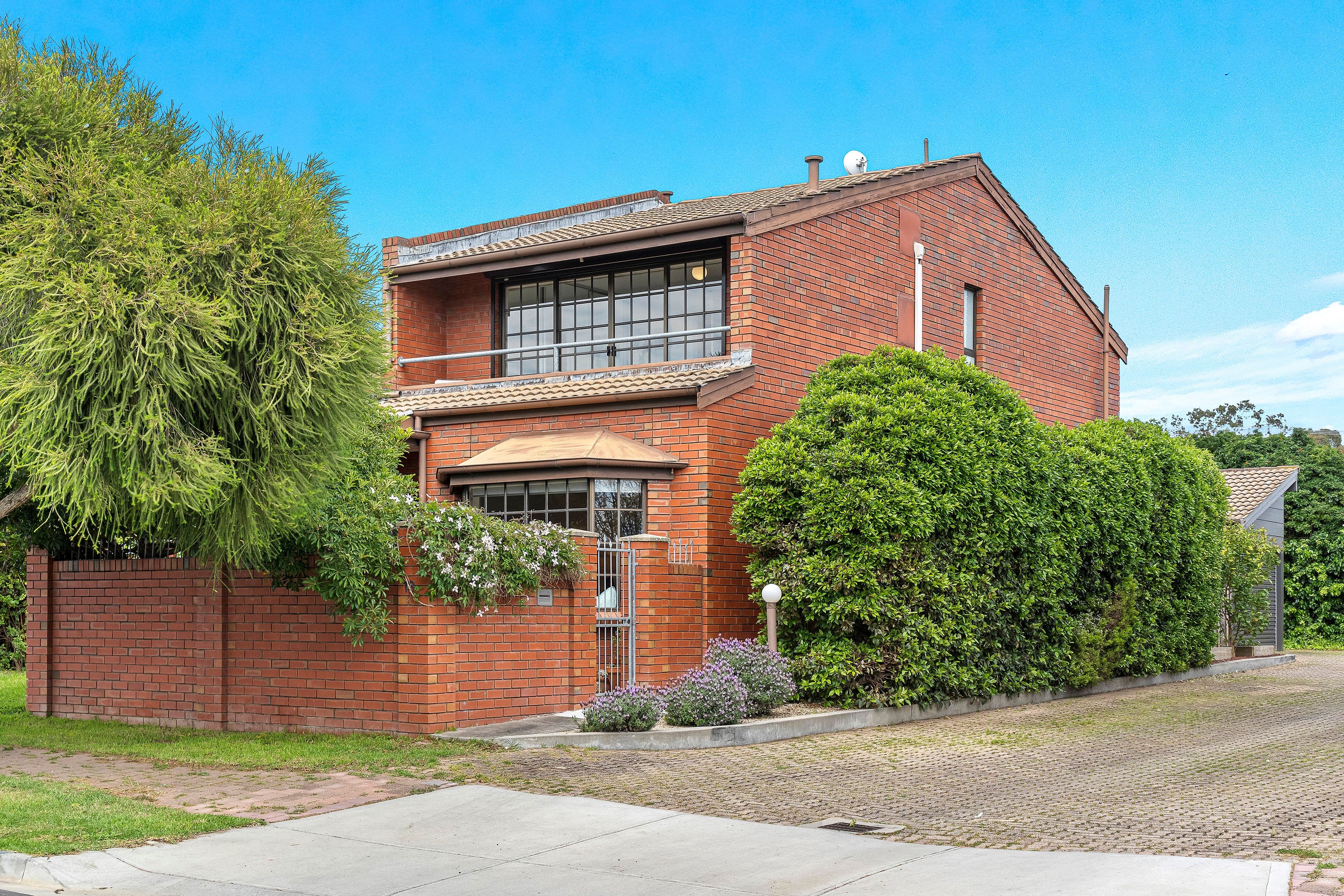 18 Lomman Avenue, Newton SA 5074, Newton - Image 1
