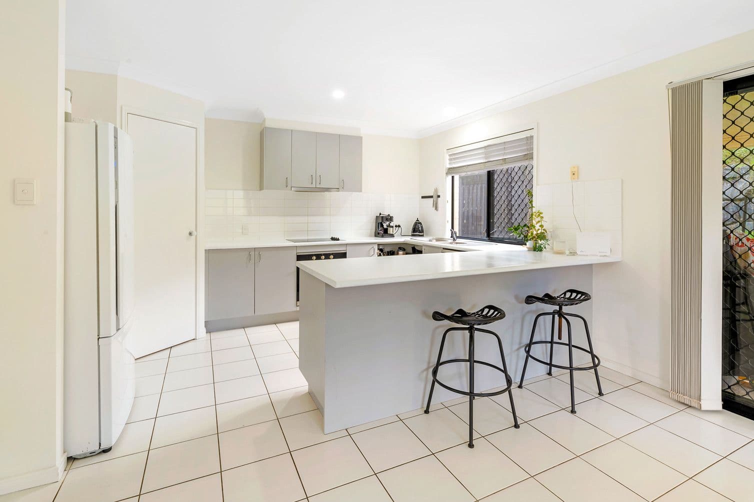 7 Beaumont Crescent, Pacific Pines QLD 4211, Pacific Pines - Thumbnail 2