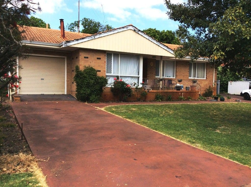 21 Sungrove Avenue, EAST BUNBURY WA 6230, East Bunbury - Image 1