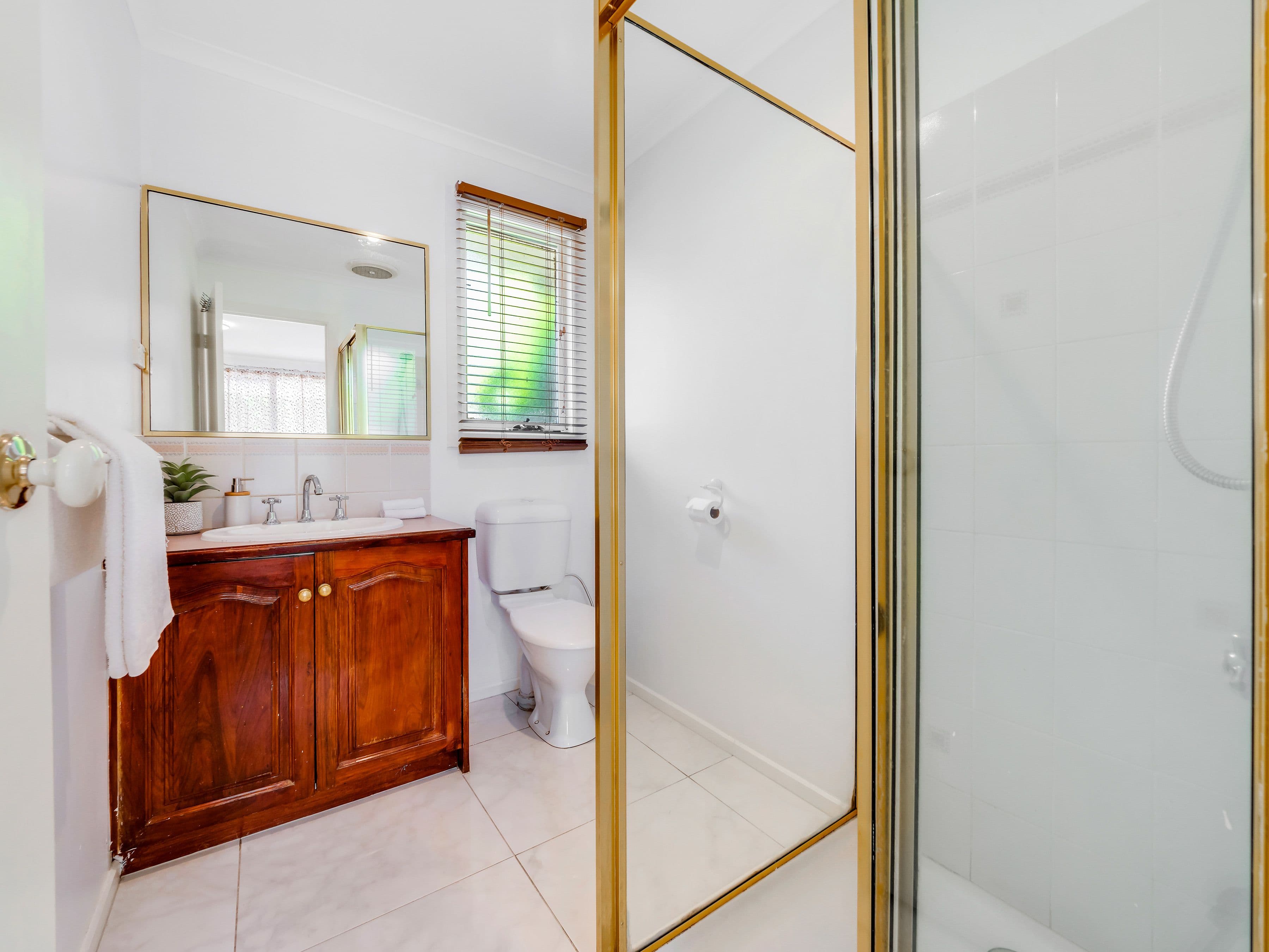 8 FOSTERS Court, Cranbourne North VIC 3977, Cranbourne North - Thumbnail 3