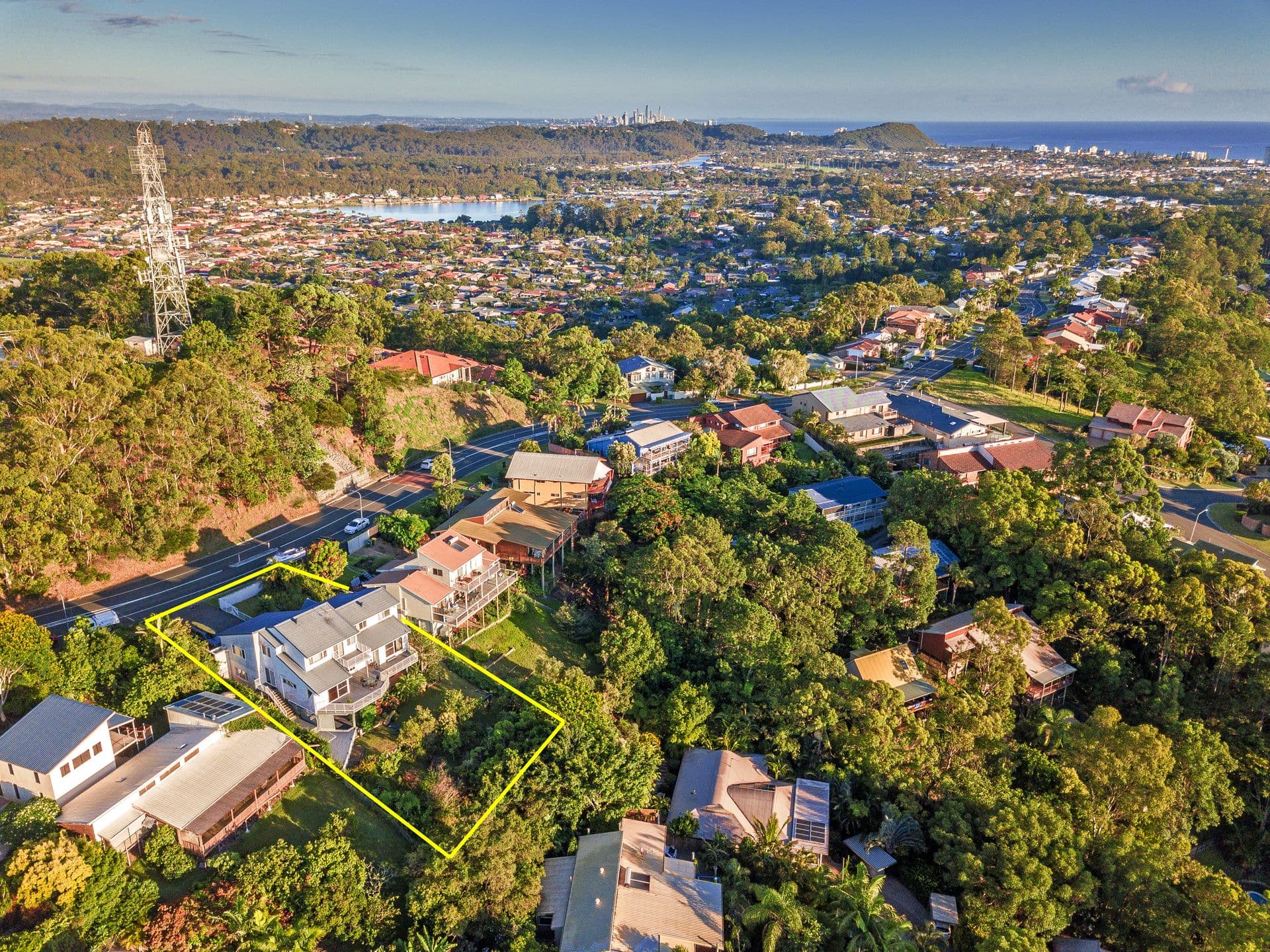 76 Doubleview Drive, Elanora QLD 4221, Elanora - Thumbnail 2