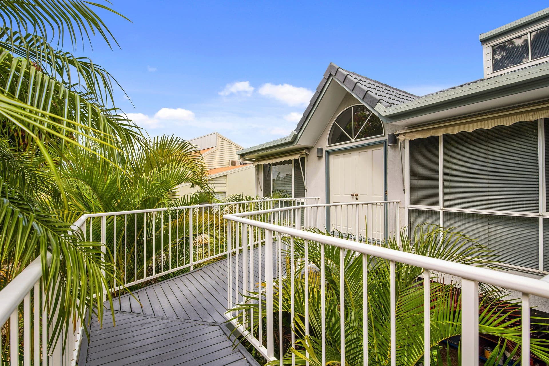 76 Doubleview Drive, Elanora QLD 4221, Elanora - Thumbnail 5
