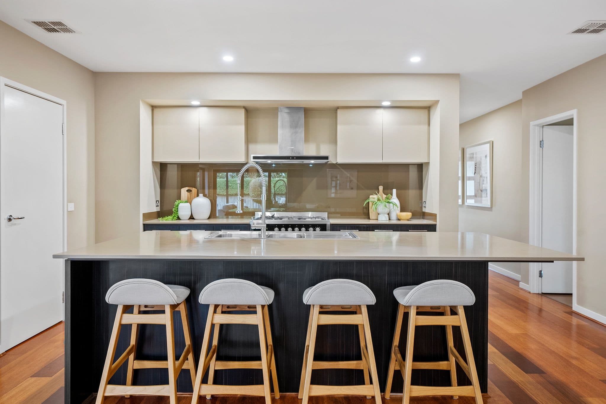 124 Kelletts Road, Rowville VIC 3178, Rowville - Thumbnail 4