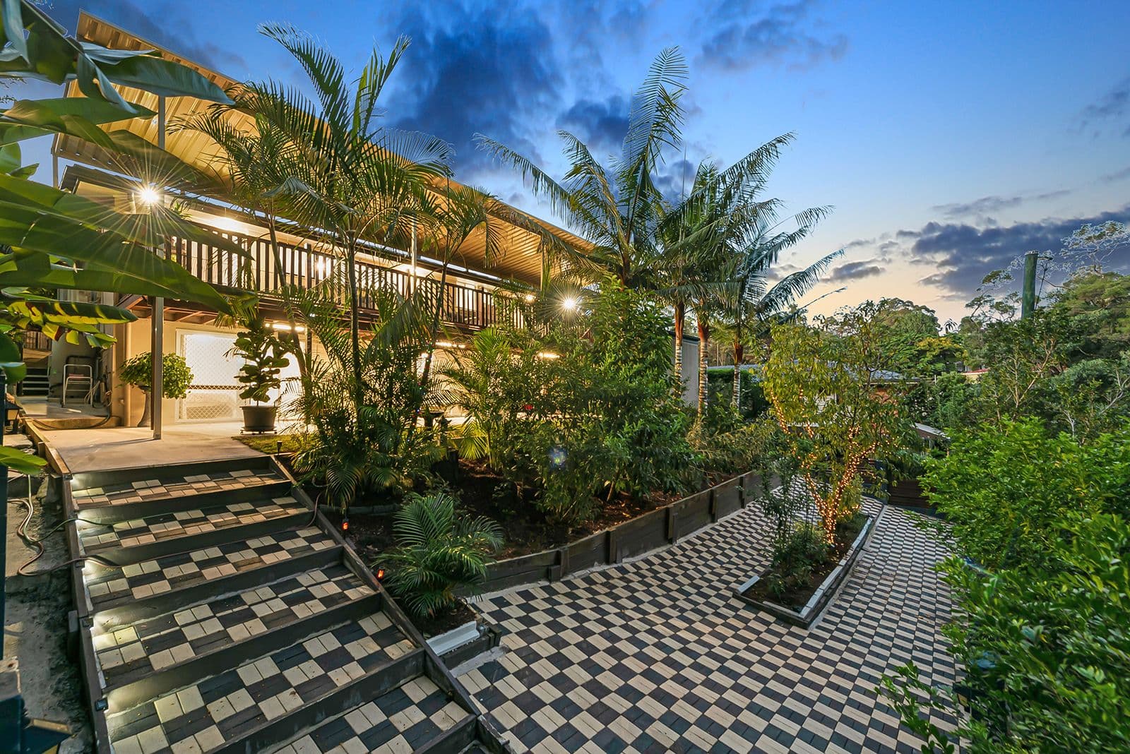 6 Neptune Street, Chapel Hill QLD 4069, Chapel Hill - Image 1
