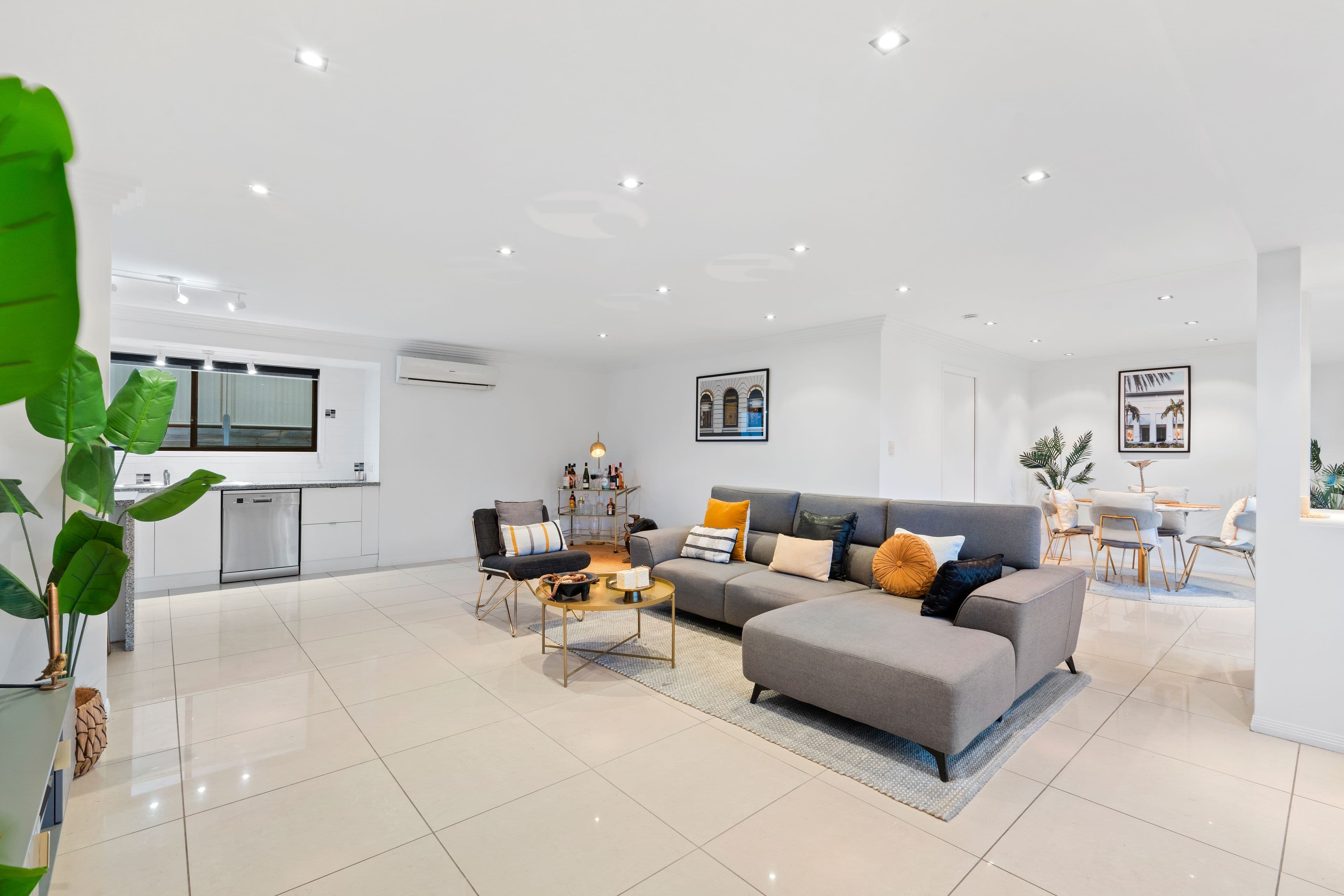 14 Whitian Drive, Carrara QLD 4211, Carrara - Thumbnail 6