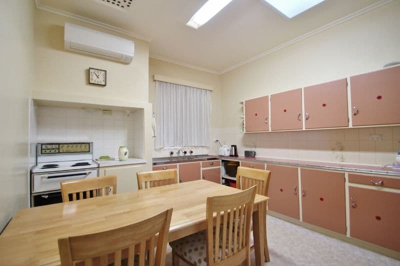 4 Stanley Place, CLARE SA 5453, Clare - Thumbnail 6