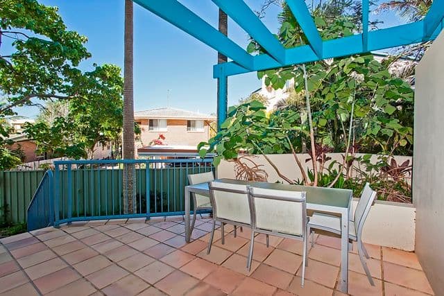 110 'Diamond Beach Resort' 10 Alexandra Avenue, MERMAID BEACH QLD 4218, Mermaid Beach - Thumbnail 2