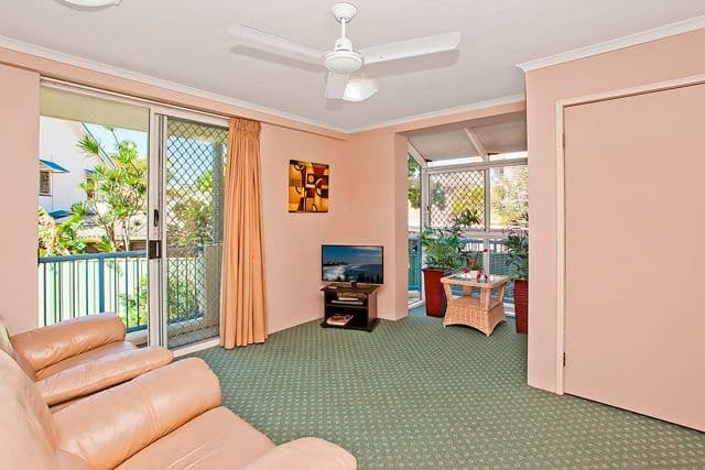 110 'Diamond Beach Resort' 10 Alexandra Avenue, MERMAID BEACH QLD 4218, Mermaid Beach - Thumbnail 3