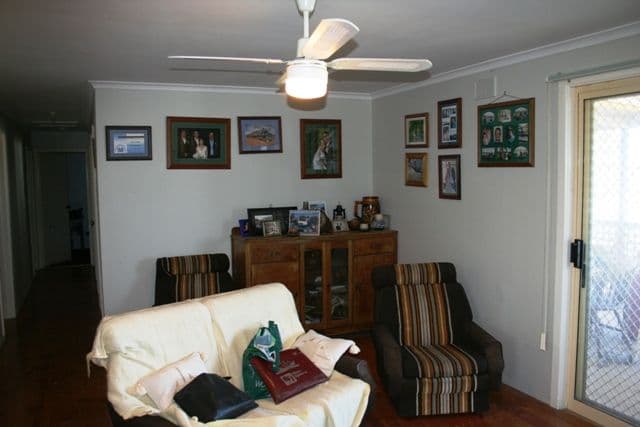 2 Ismailia Terrace, ARNO BAY SA 5603, Arno Bay - Thumbnail 6