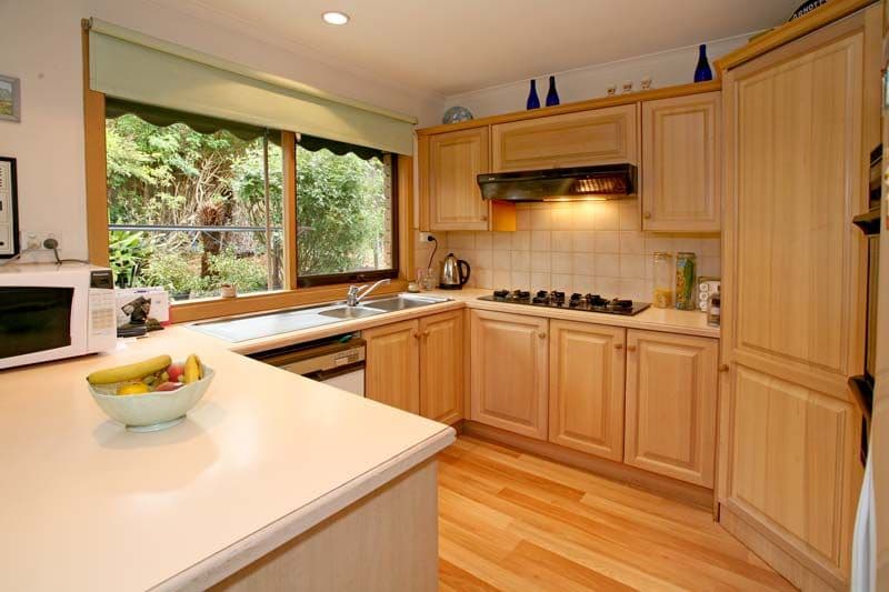 5 Campbell Street, GLEN WAVERLEY VIC 3150, Glen Waverley - Thumbnail 2