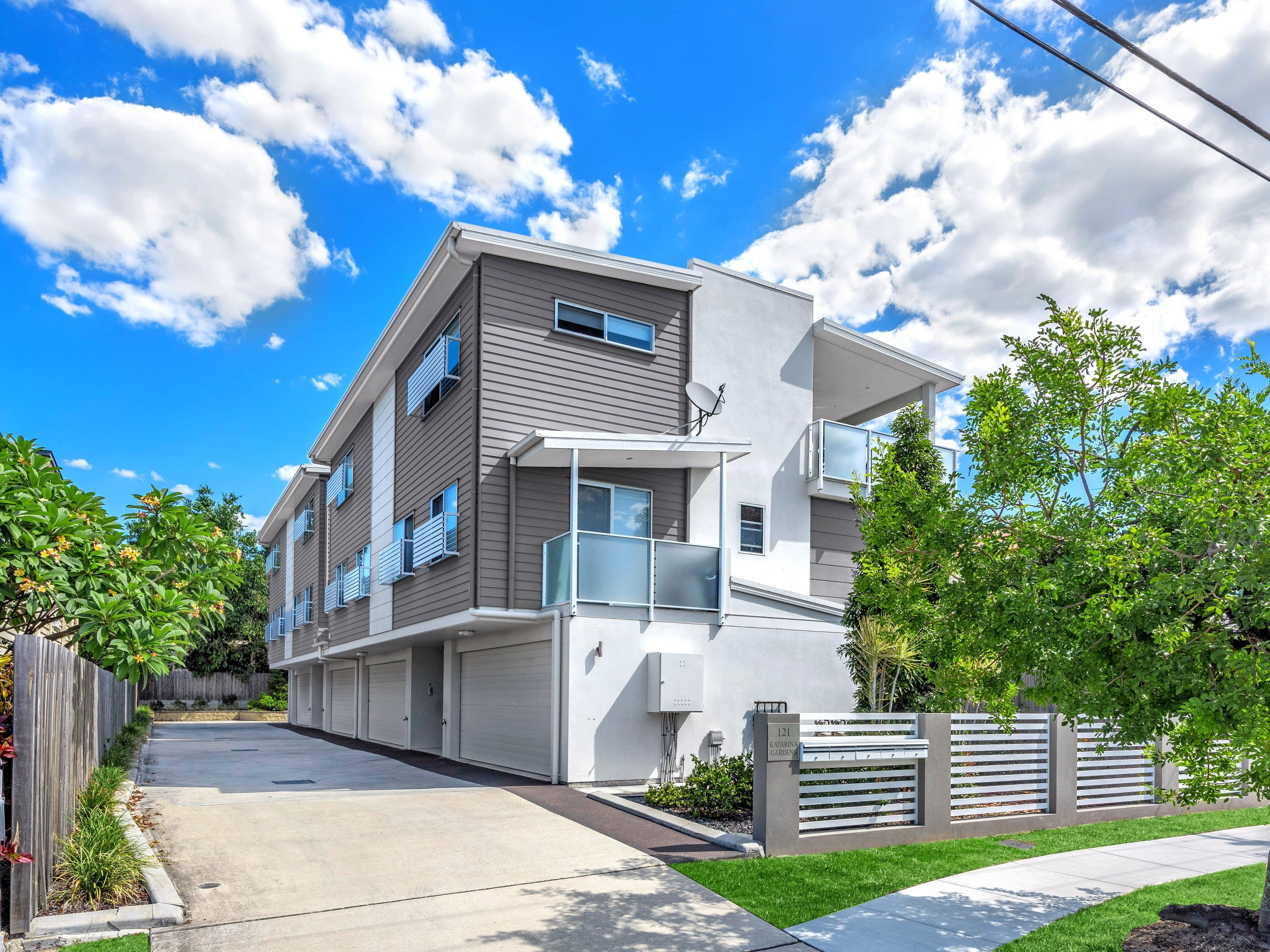 121 Belgrave Street, Morningside QLD 4170, Morningside - Thumbnail 2