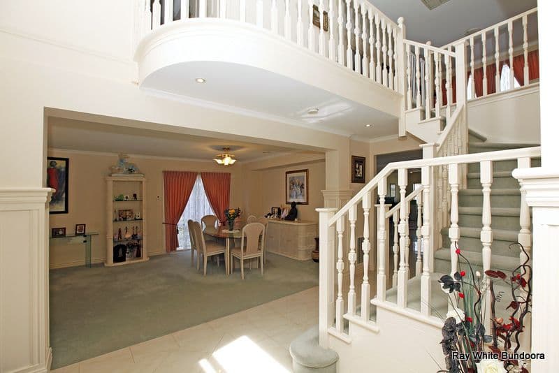 63 Jasmine Drive, MILL PARK VIC 3082, Mill Park - Thumbnail 2