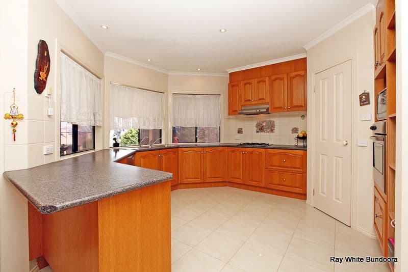 63 Jasmine Drive, MILL PARK VIC 3082, Mill Park - Thumbnail 3