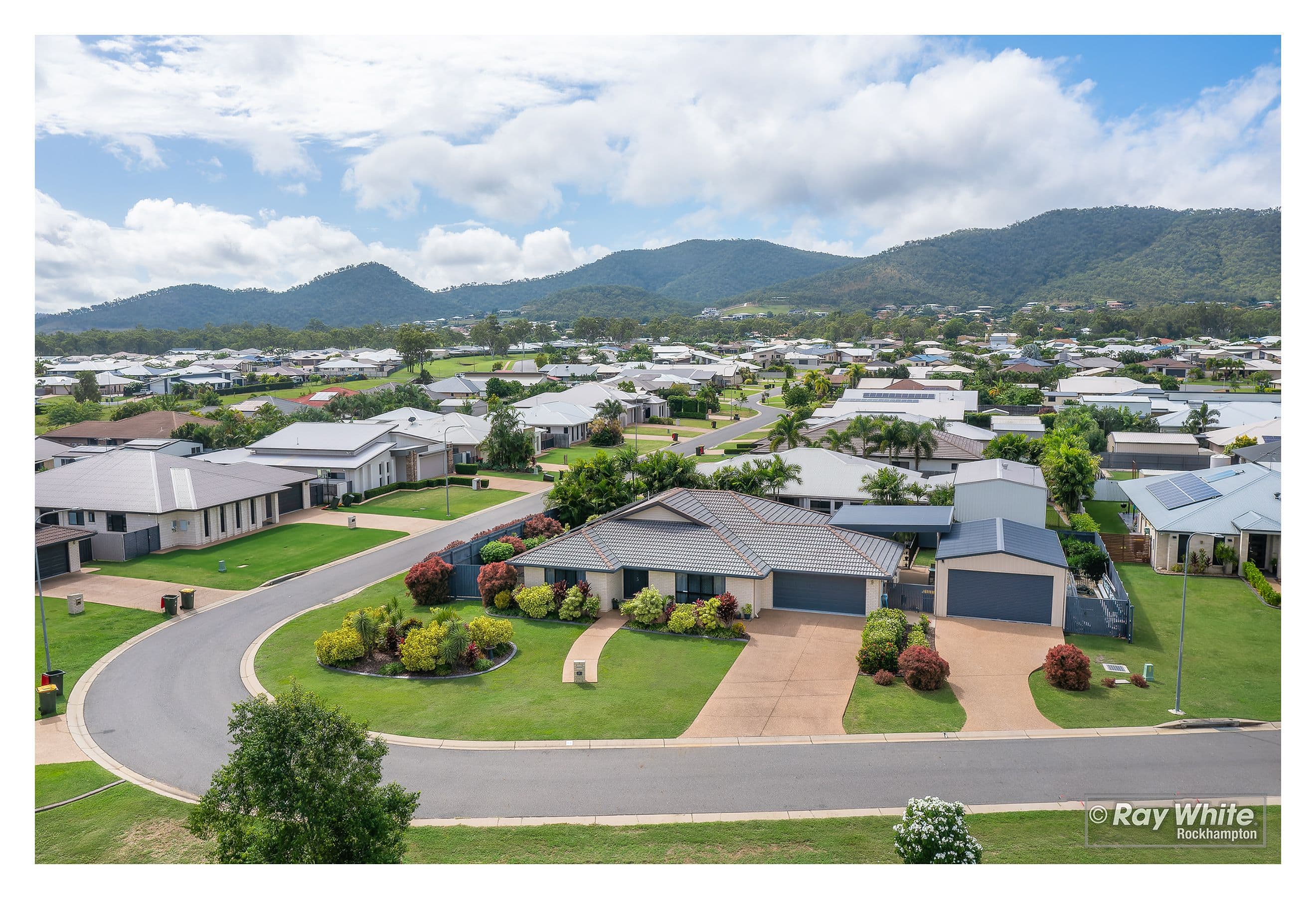 21 Tamarind Avenue, Norman Gardens QLD 4701, Norman Gardens - Thumbnail 2