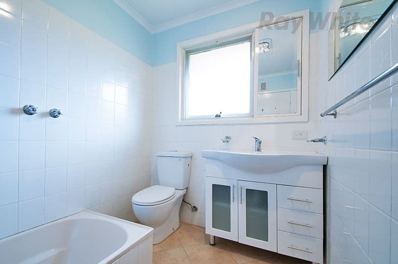123 PEMBROKE Road, Mooroolbark VIC 3138, Mooroolbark - Thumbnail 8