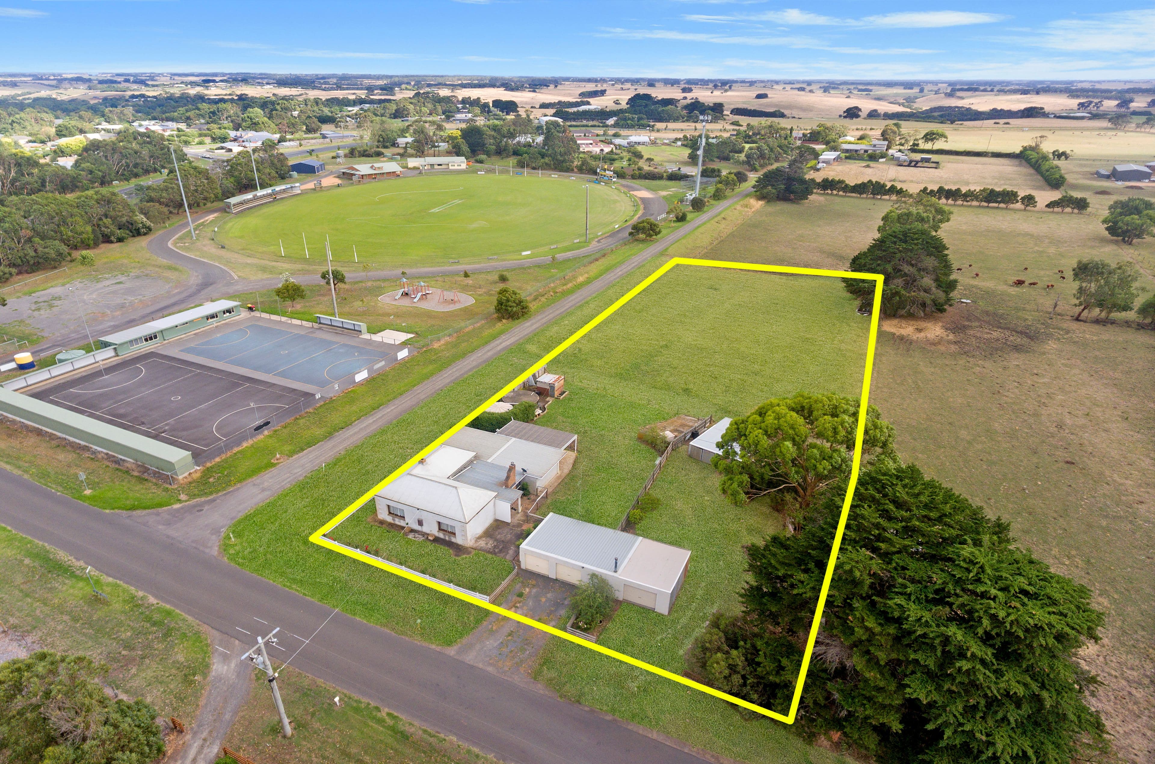 11 Barries Road, Bushfield VIC 3281, Bushfield - Thumbnail 8