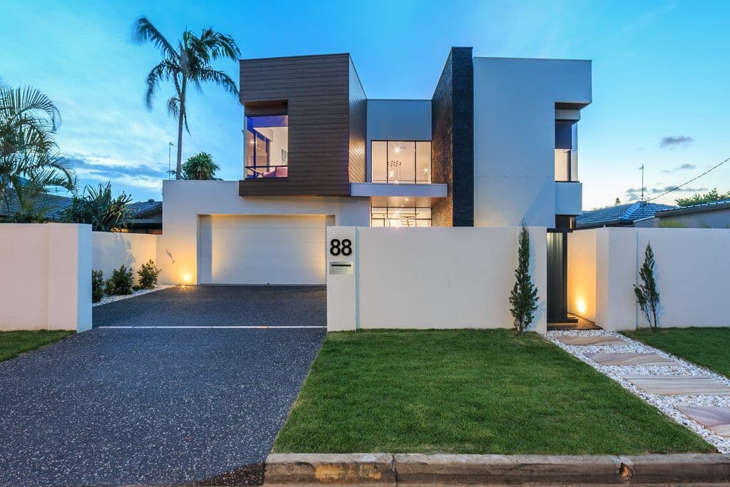 88 Gibraltar Drive, Isle Of Capri QLD 4217, Isle Of Capri - Thumbnail 2