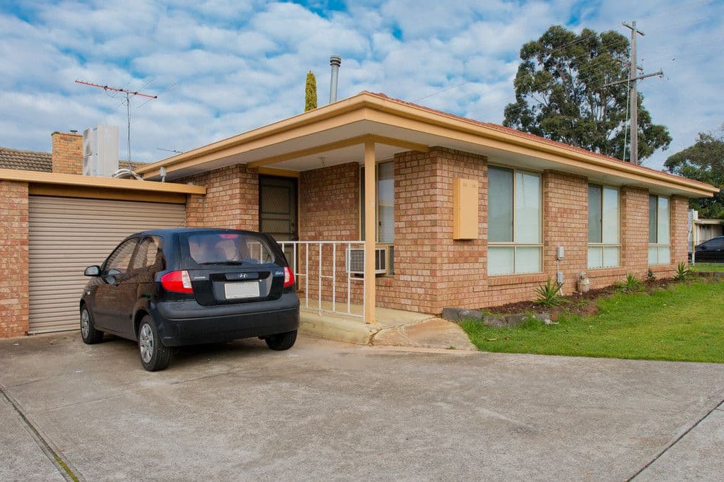 50-52 Station Road, Melton South VIC 3338, Melton South - Thumbnail 2