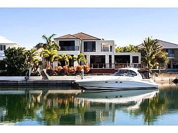 10 Kensington Mews, Sovereign Islands QLD 4216, Sovereign Islands - Image 1
