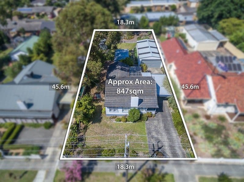 8 Ronald Road, Croydon VIC 3136, Croydon - Thumbnail 2
