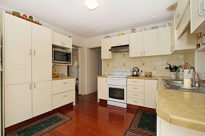 29 Valerie Street, Lalor VIC 3075, Lalor - Thumbnail 3